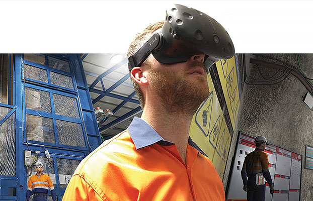 Alumno de WorksiteVR Quest con auriculares de realidad virtual